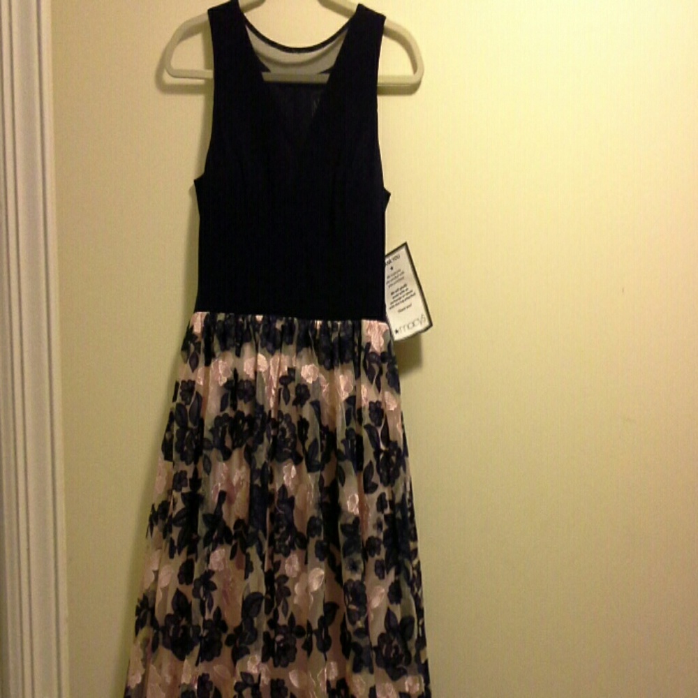 NW (NightWay) long dress.